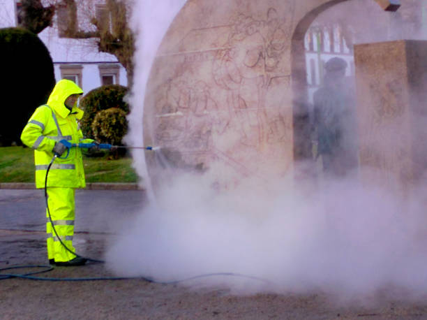 Best Commercial Pressure Washing  in Santa Clara, OR